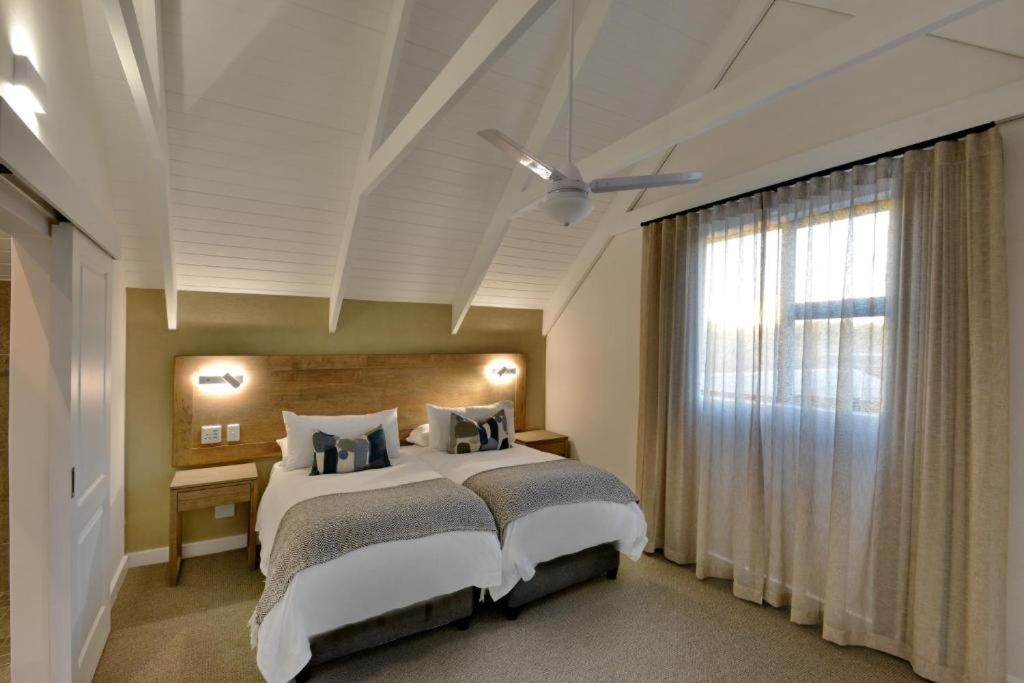 The Shark Bay Villas Langebaan Exteriör bild