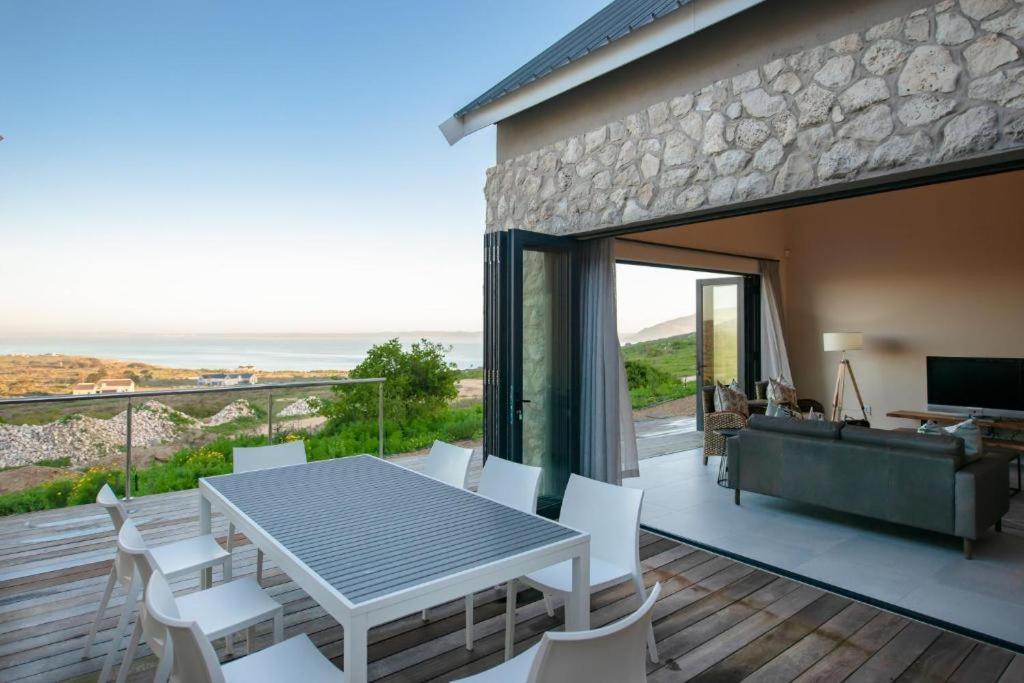 The Shark Bay Villas Langebaan Exteriör bild