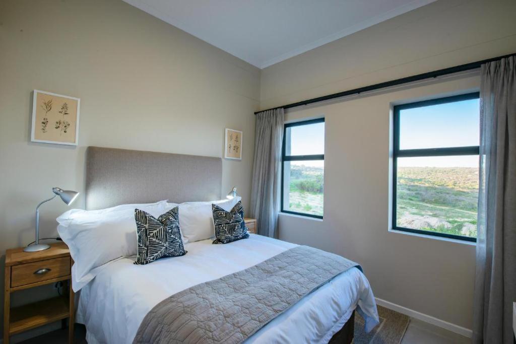 The Shark Bay Villas Langebaan Exteriör bild